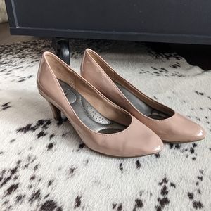 Abella Patent Galaxy Pump, SZ 7.5, nude pink